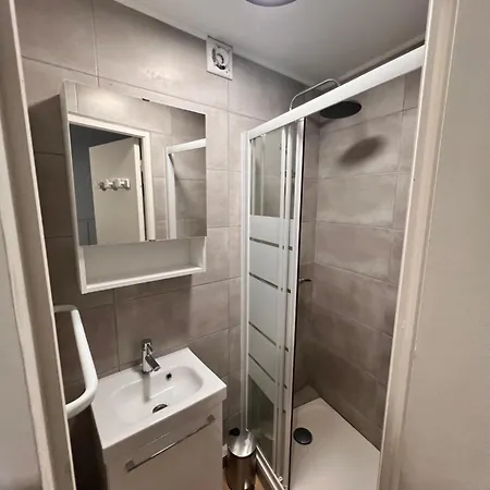 4 Personnes, Wifi, Proche Centre Et Thermes *