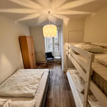 4 Personnes, Wifi, Proche Centre Et Thermes Appartamento