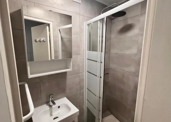 4 Personnes, Wifi, Proche Centre Et Thermes *